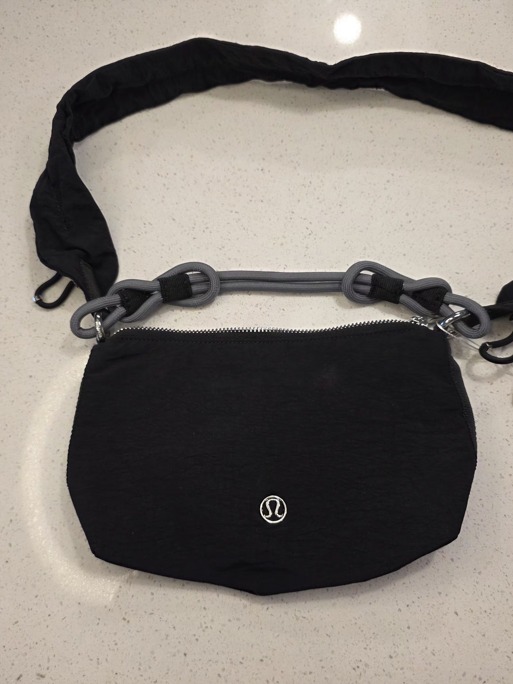 lululemon black Rushed 1.5L Bag